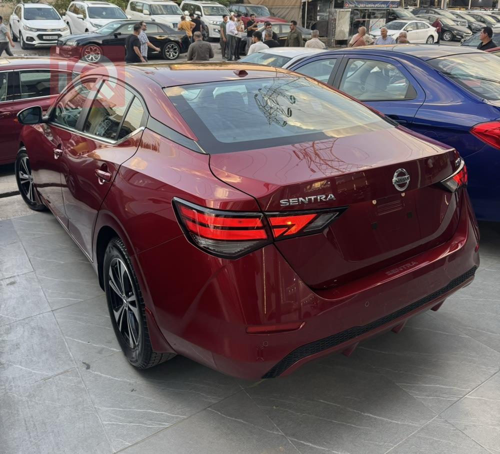 نيسان سنترا